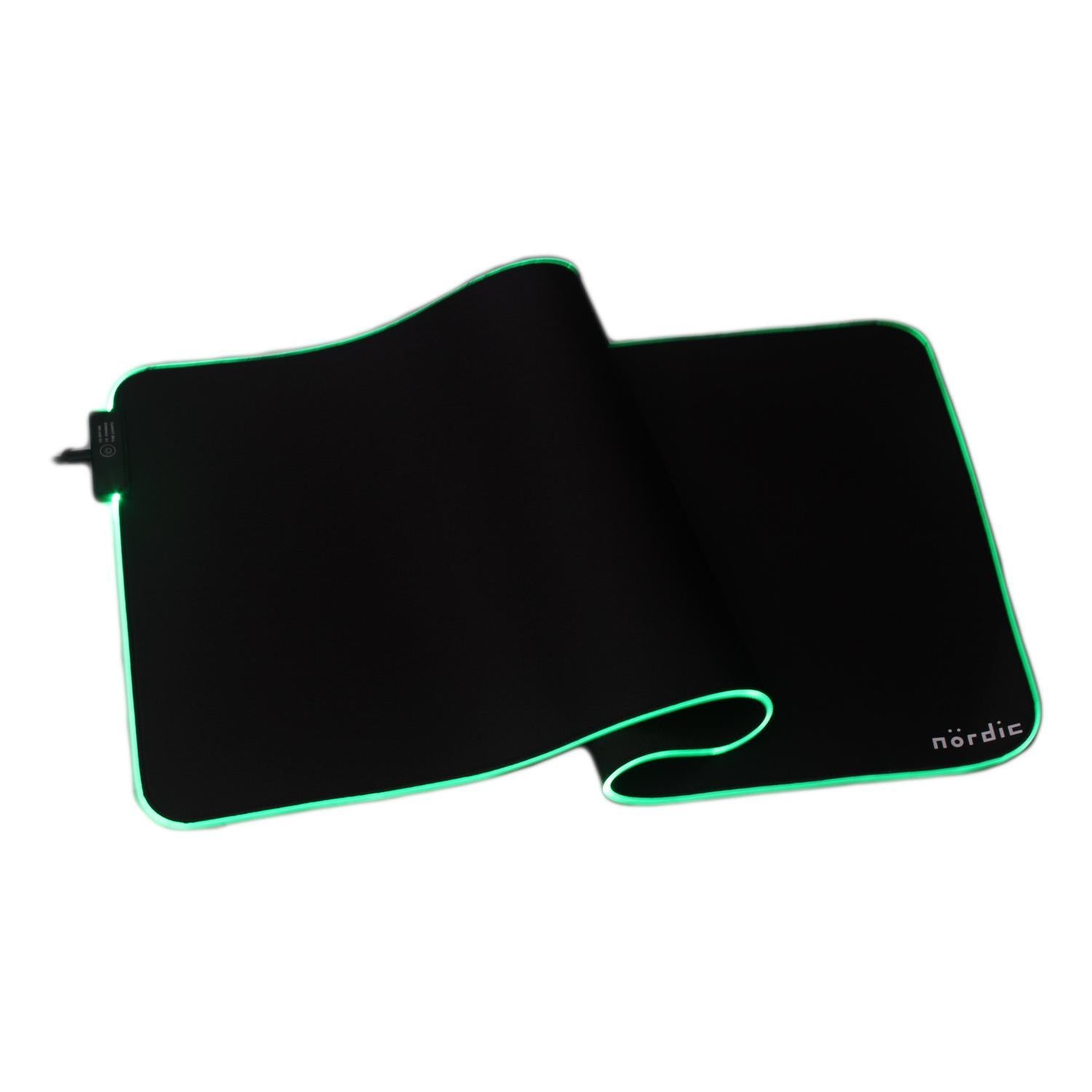 NÖRDIC RGB Gaming Mus Mat, 1200x600x4mm (XL), Slipfri naturgummi, Elastan Fabric Top, Svart