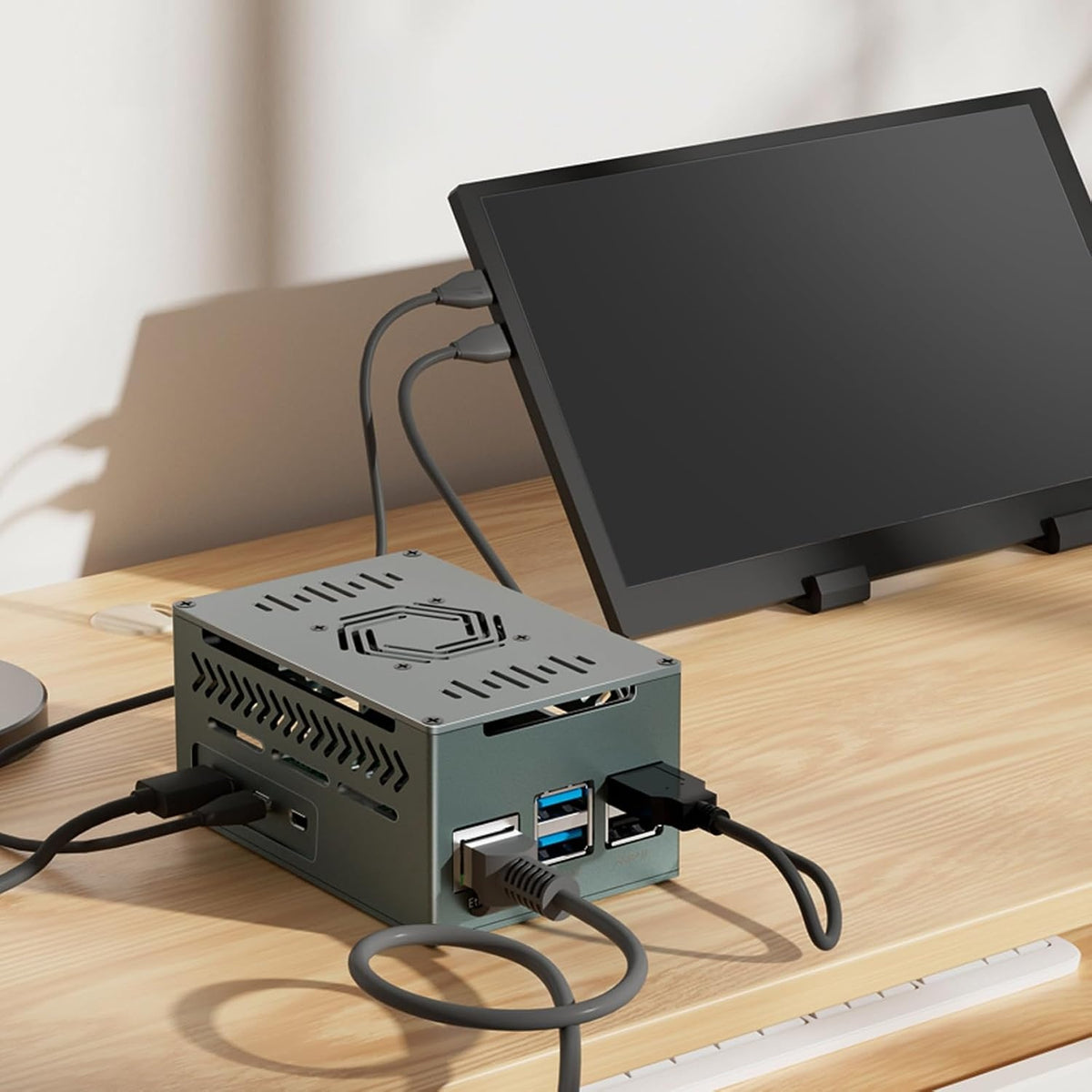 Raspberry Pi 5-kabinett i aluminium med PWM-vifte og kjøleribber