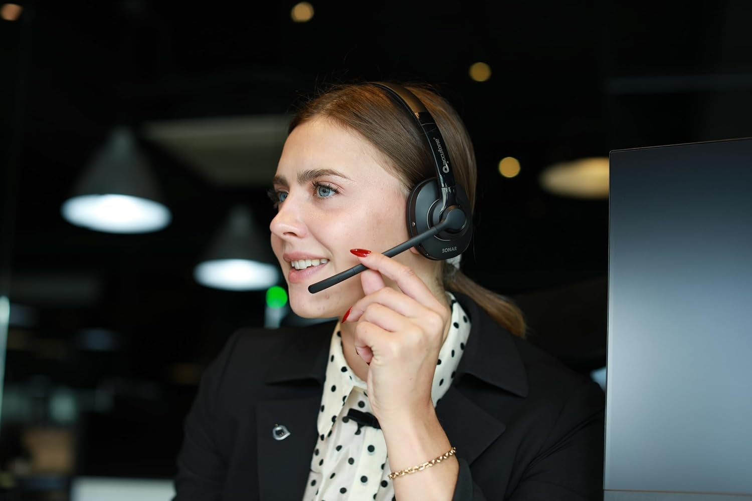 Accutone Sonar 60 Dual Bluetooth & USB kablet headset med støydempende mikrofon, lang batteritid for PC/Mac og telefoner