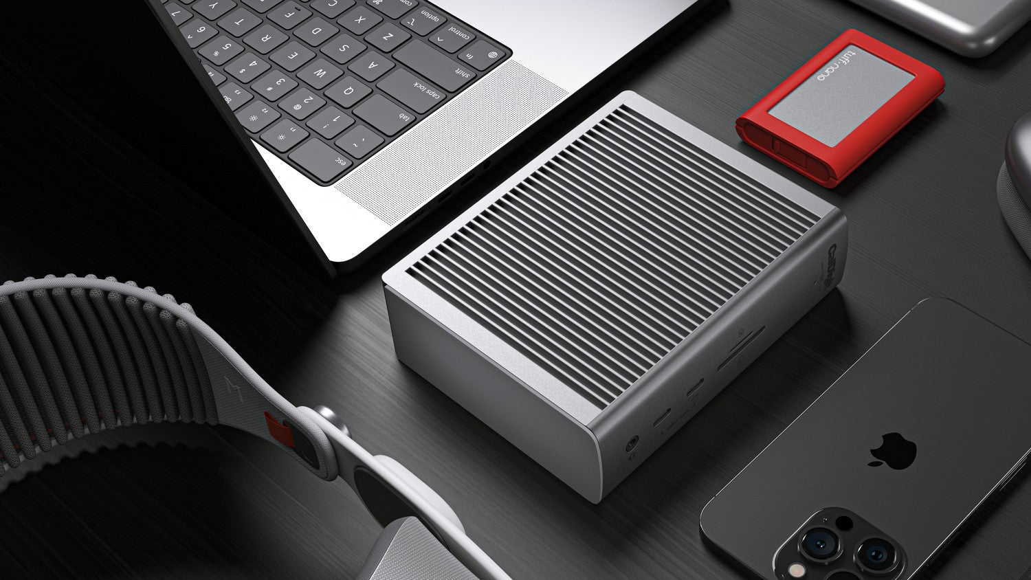 CalDigit TS5 - 15 Porter Thunderbolt 5 Dokkingstasjon, 140W Lading, 4X Thunderbolt 5, 4x 10Gb/s USB Porter
