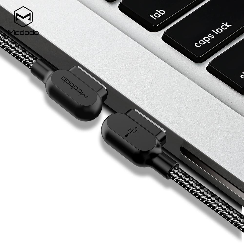 McDodo CA-5280 vinklet USB C til vinklet USB en kabel for synkronisering og rask ladning med LED svart 0,5m