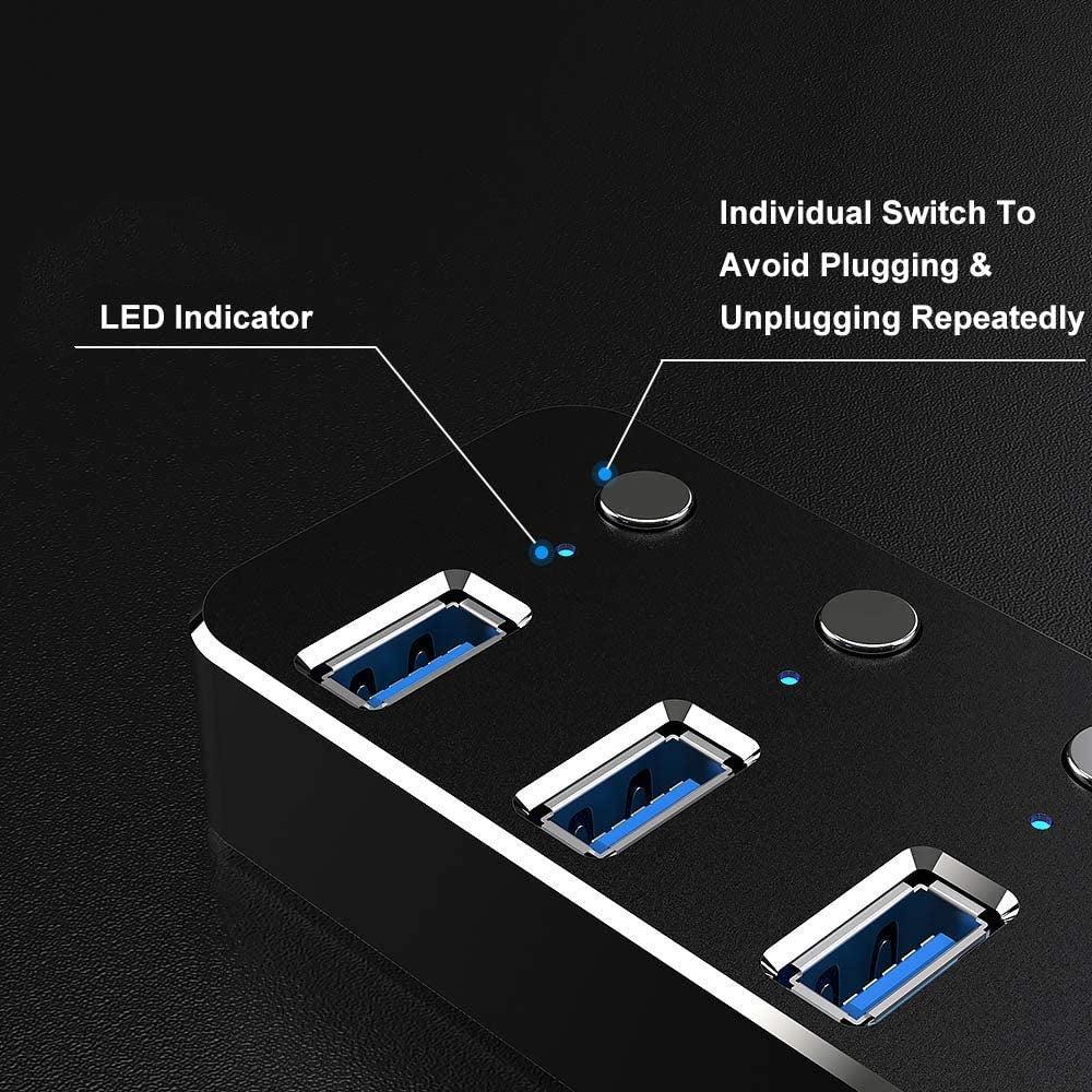 NÖRDIC 4-ports hub USB 3.0 5Gbps med individuell bryter 25cm kabel aluminium svart
